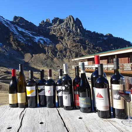 Rifugio Salmurano Guest house *