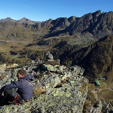 Rifugio Salmurano Guest house