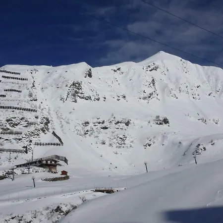 Rifugio Salmurano Guest house